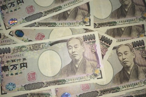 日本警告：日元汇率走软，当局或将干预货币市场