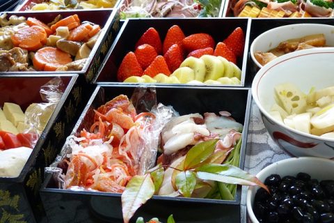 媒体:美国一边支持排海一边减少进口日本食品
