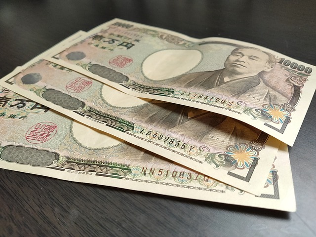 日元走势引发干预警报，美元兑日元逼近关键水平