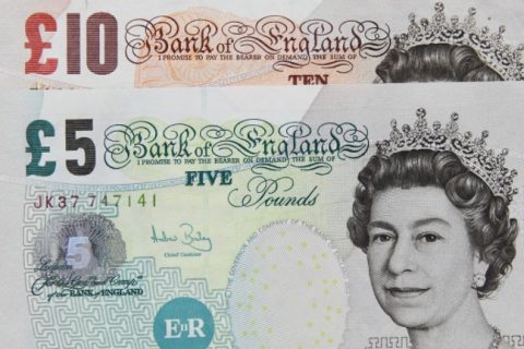 英国通货膨胀率创18个月新低，英镑小幅上涨
