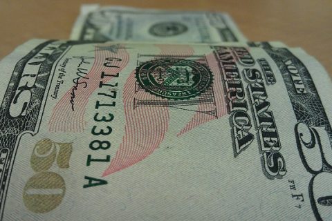 美元强势复苏：中东冲突与通胀数据成关键因素